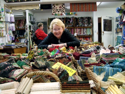 Gotta love that fat quarter table!